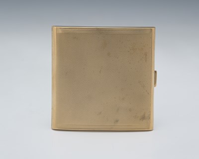 Lot 20 - A George V 9ct gold cigarette case, Goldsmiths...