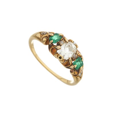 Lot 3 - A 19th century gold diamond and emerald dress ring