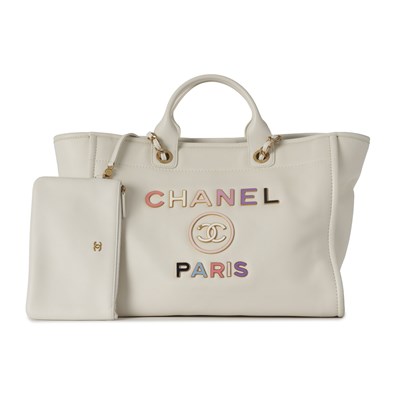 Lot 312 - Chanel, a large calfskin Deauville tote bag w/pouch.