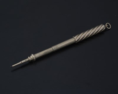 Lot 21 - Sampson Mordan, a gold extending propelling...