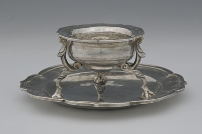 Lot 106 - A silver bowl on stand, marked 'FRDA', and...