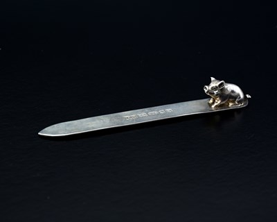 Lot 146 - An Elizabeth II silver novelty bookmark, the...