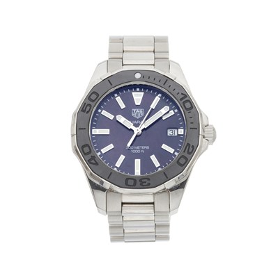 Lot 239 - Tag Heuer, a stainless steel Aquaracer bracelet watch