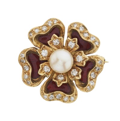 Lot 137 - An 18ct gold pearl, diamond and red enamel five leaf clover floral brooch