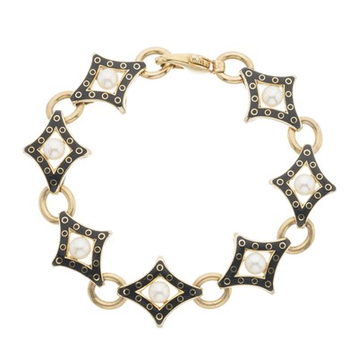 Lot 62 - A 9ct gold pearl and black enamel bracelet