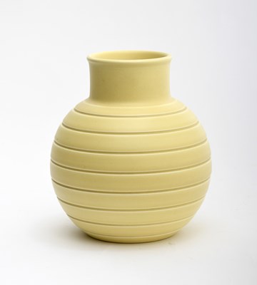 Lot 121 - A Wedgwood Pottery ball vase designed by Keith...