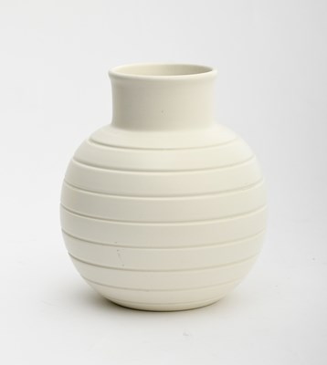 Lot 120 - A Wedgwood Pottery ball vase designed by Keith...