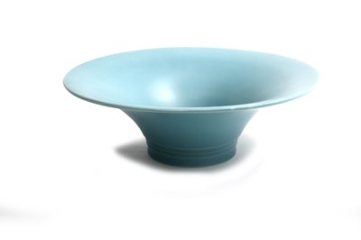 Lot 138 - A Wedgwood Pottery flaring bowl designed by...