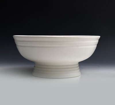 Lot 118 - A Wedgwood Pottery footed bowl designed by...
