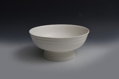 Lot 118 - A Wedgwood Pottery footed bowl designed by...