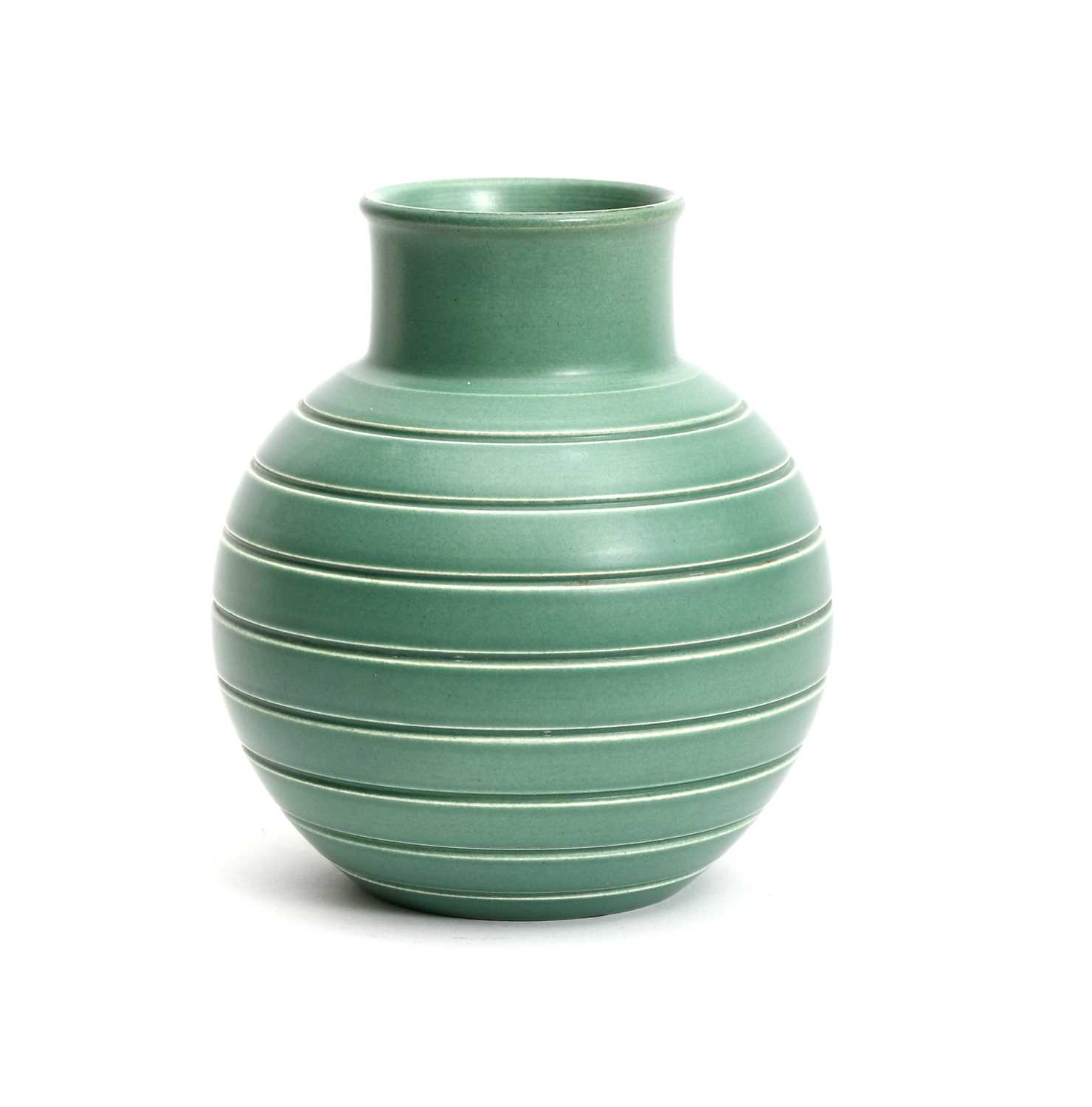 Lot 119 - A Wedgwood Pottery ball vase designed by Keith...