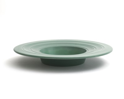 Lot 115 - A Wedgwood Pottery Top Hat bowl designed by...