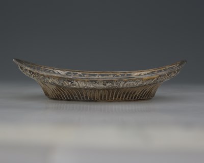 Lot 263 - A Victorian silver bread or cake basket, by...