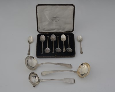 Lot 161 - A group of hallmarked silver, to include an...