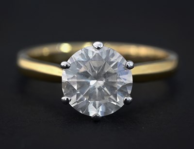 Lot 28 - An 18ct gold diamond single-stone ring