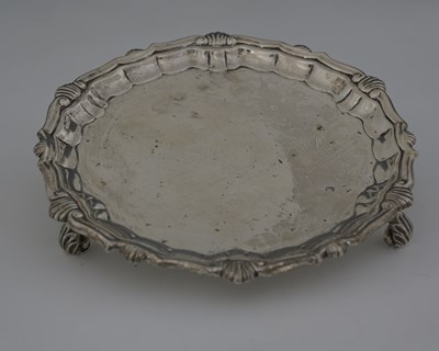 Lot 168 - An Edwardian silver waiter, maker's mark...