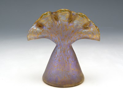 Lot 560 - Loetz, a Secessionist iridescent Candia...