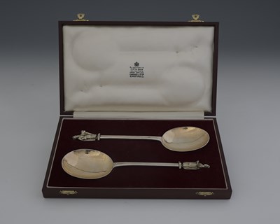 Lot 232 - A cased pair of Victorian silver and...
