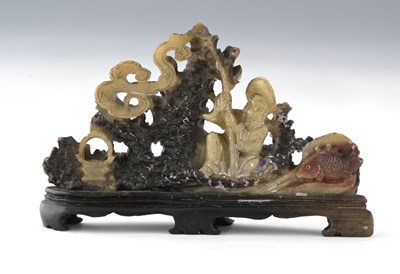 Lot 467 - A Chinese carved hardstone desk ornament,...