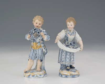 Lot 633 - A pair of Meissen figures, modelled as...
