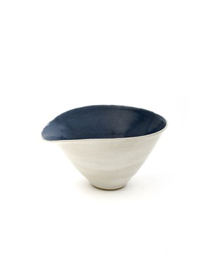 Lot 439 - Dame Lucie Rie (1902-1995) Pouring bowl...