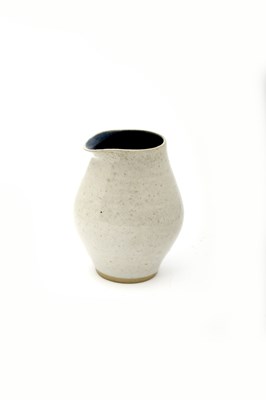 Lot 440 - Dame Lucie Rie (1902-1995) pourer stoneware,...