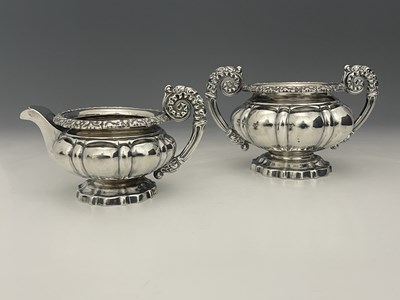 Lot 216a - A George IV Regency silver sugar bowl and...