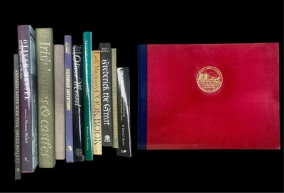 Lot 487 - Art and assorted related books, including...