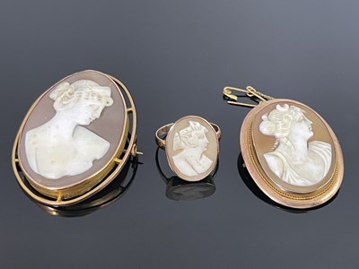 Lot 161 - 9 carat gold cameo jewellery including two...