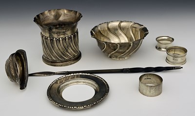 Lot 240 - A group of hallmarked silver to include a...