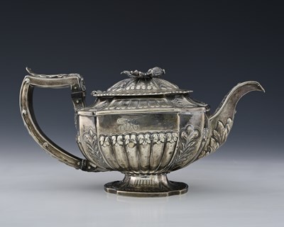 Lot 325 - A George III silver teapot, by George Burrows,...