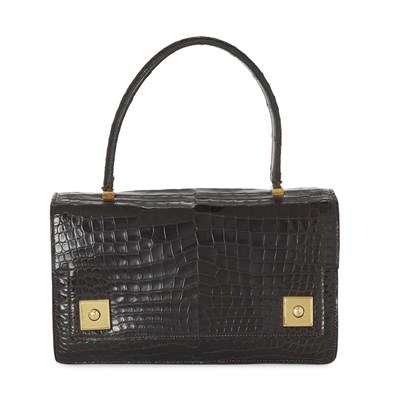 Lot 393 - Hermes, a vintage crocodile Piano handbag.