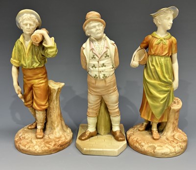 Lot 253 - Three late 19th century Royal Worcester...