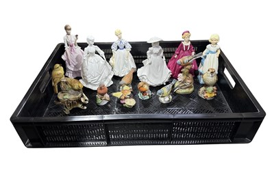 Lot 62 - A small collection of Royal Worcester bird...