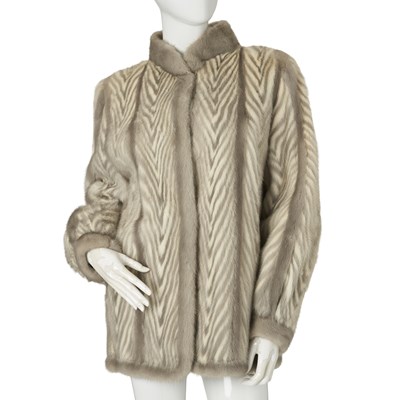 Lot 515 - A two-tone chevron mink jacket.