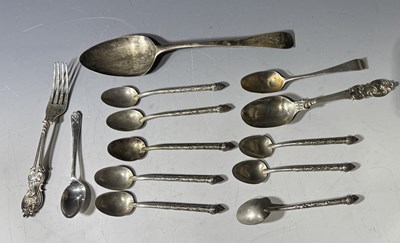 Lot 694A - A group of hallmarked silver and white metal...