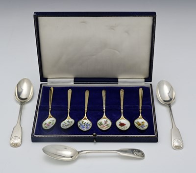 Lot 134 - A cased set of six Elizabeth II silver-gilt...