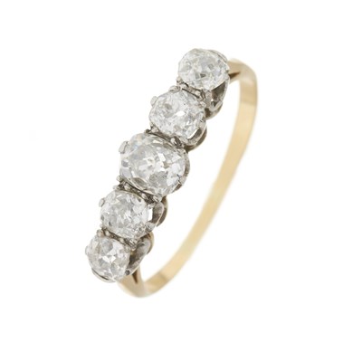 Lot 13 - An early 20th century gold diamond five-stone ring