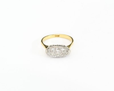 Lot 4 - An 18ct gold diamond cluster dress ring