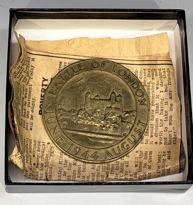 Lot 392 - A British WWII bronze commemorative medal,...