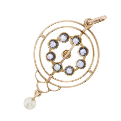 Lot 12 - An early 20th century 9ct gold sapphire and pearl pendant
