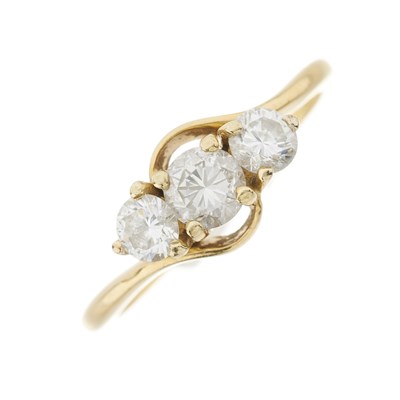 Lot 53 - Boodles & Dunthorne, an 18ct gold diamond three-stone ring