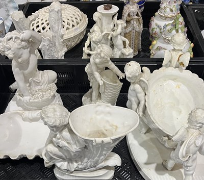 Lot 103 - A porcelain figurine of Queen Isabeau of...