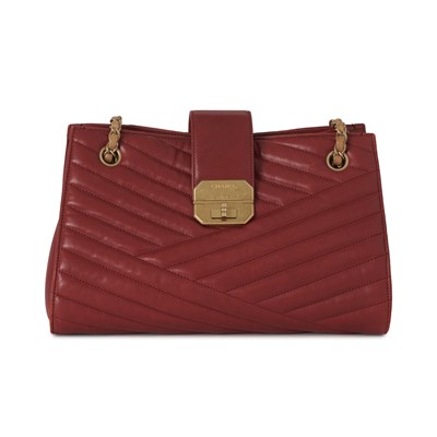 Lot 280 - Chanel, a Gabrielle Accordion tote.