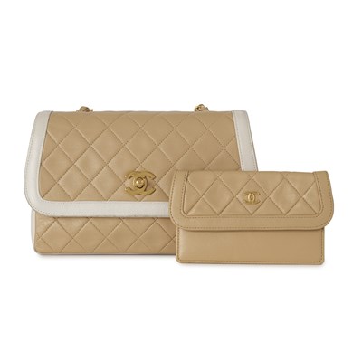 Lot 282 - Chanel, a vintage Diana Flap handbag with purse.
