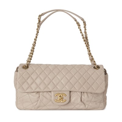 Lot 287 - Chanel, a Chic Quilt Flap handbag.