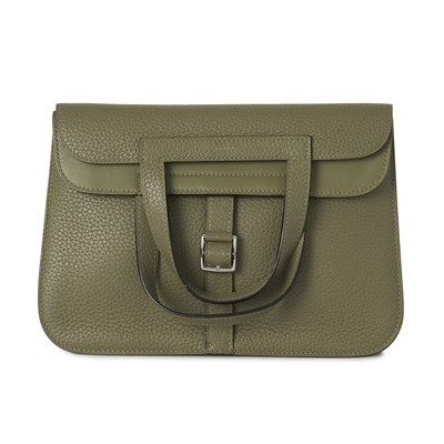 Lot 391 - Hermes, a 2022 Halzan 25 handbag.