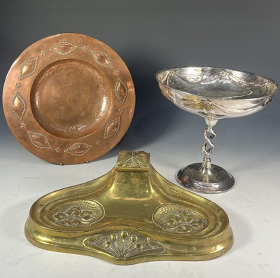 Lot 427 - A French Art Nouveau cast brass ink stand with...