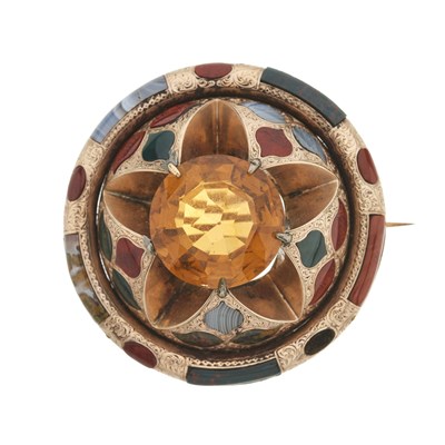 Lot 19 - A late Victorian Scottish 9ct gold citrine and agate target brooch