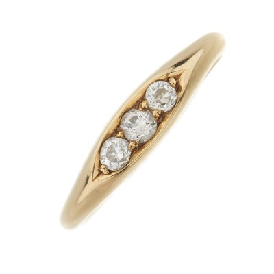 Lot 13 - An early 20th century 18ct gold old-cut diamond three-stone ring